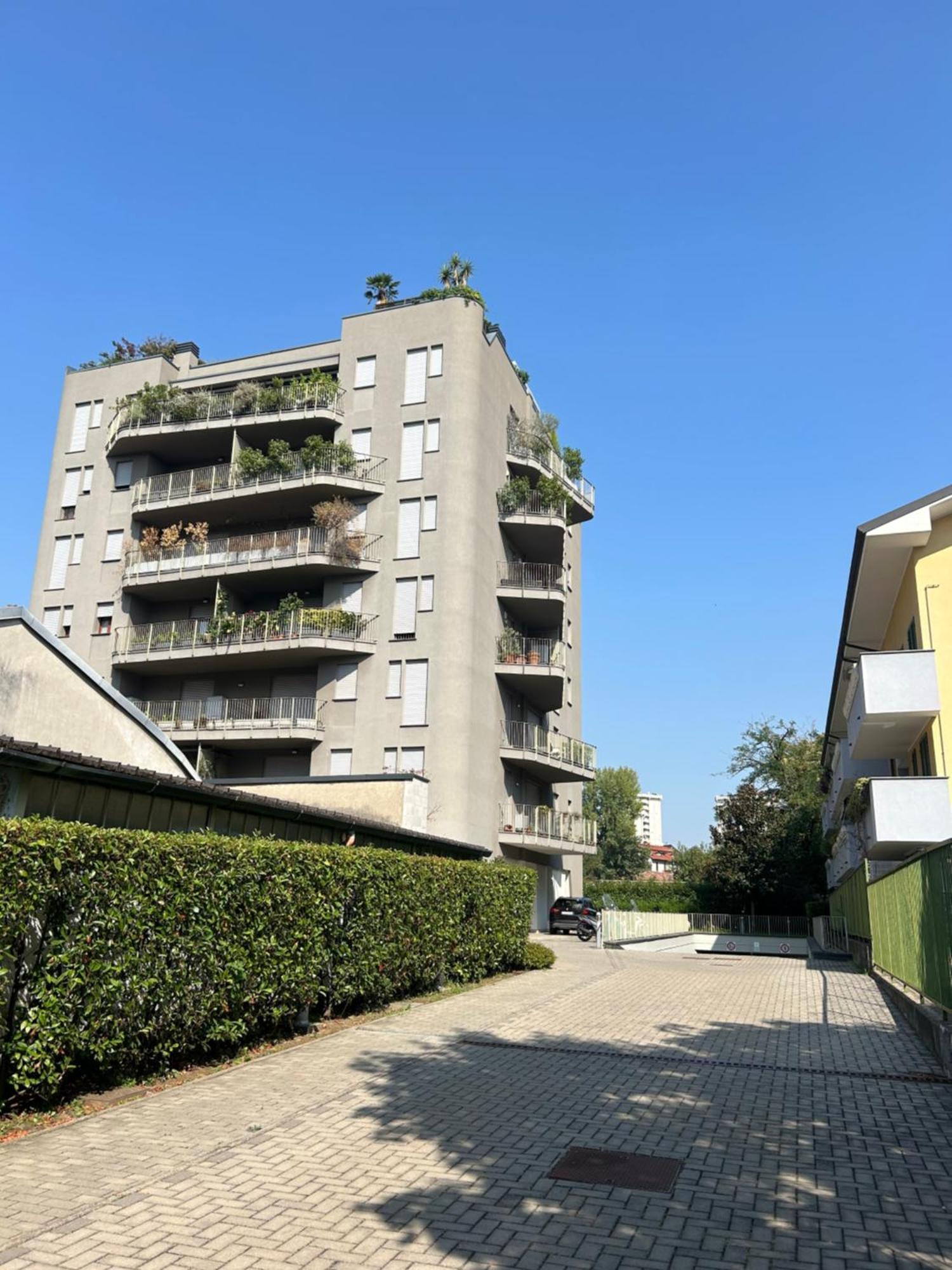 Fiftyfive-one Zuretti Apartahotel